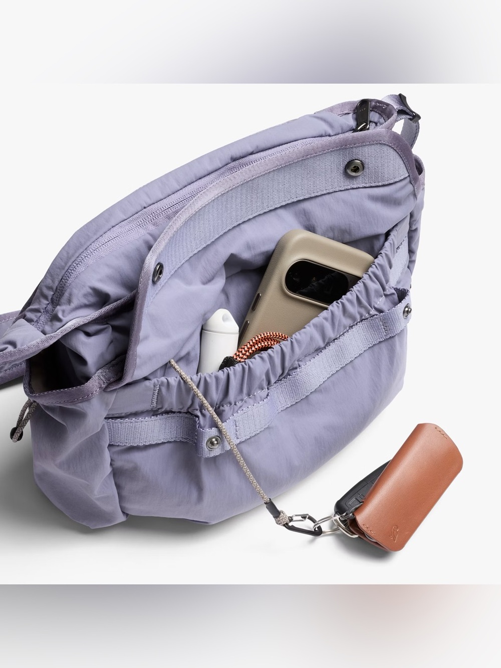 Bellroy Cinch Sling- Lavender Haze - Picture 3 of 10